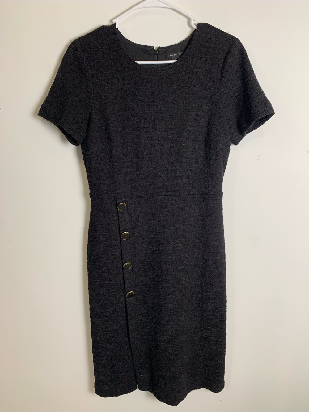 Ann Taylor Black Textured Short-Sleeve Midi Dress with Side Button Detail